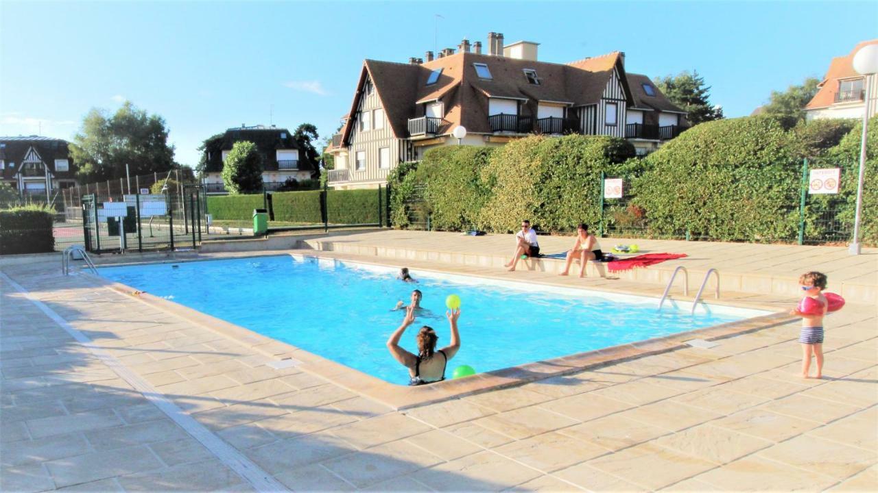 Cadre Exceptionnel: Duplex Classe 4**** Tennis, Piscine, Parking, Linge Inclus, Wifi, Materiel Bebe, Proximite Centre Довіль Екстер'єр фото